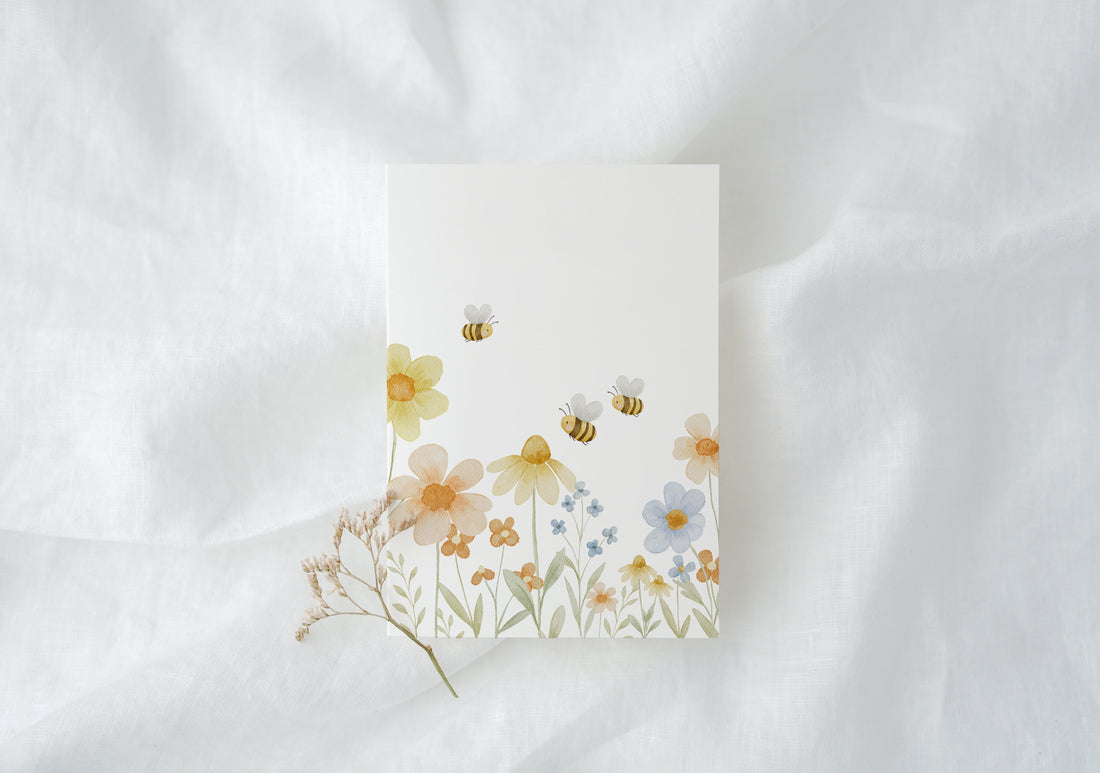 Karte Blumenwiese mit Bienen pastell