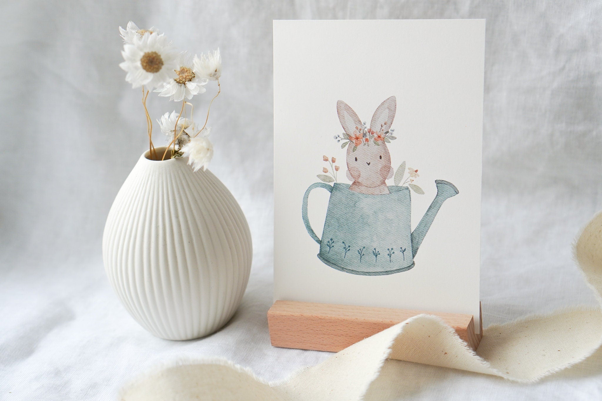 Osterkarte Hase in Gießkanne