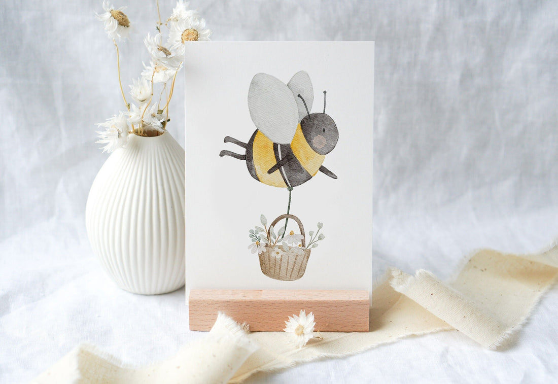 Karte Biene mit Blumenkorb