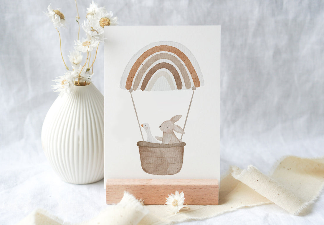 Karte Gans und Hase im Regenbogenheißluftballon