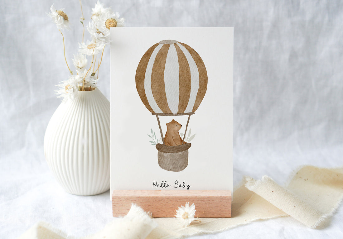 Karte mit Heißluftballonbär "Hallo Baby"