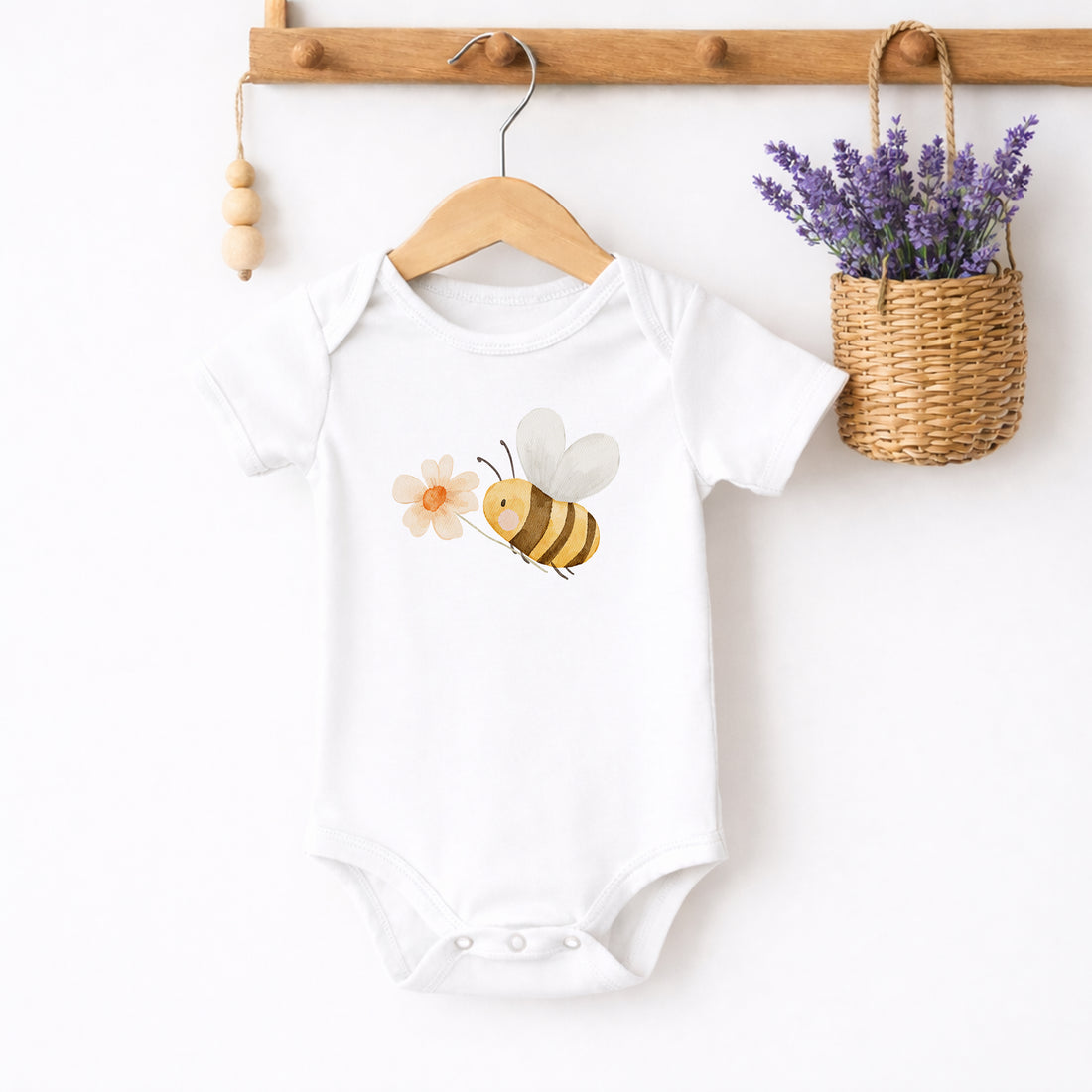 Bügelbild Biene mit Blume