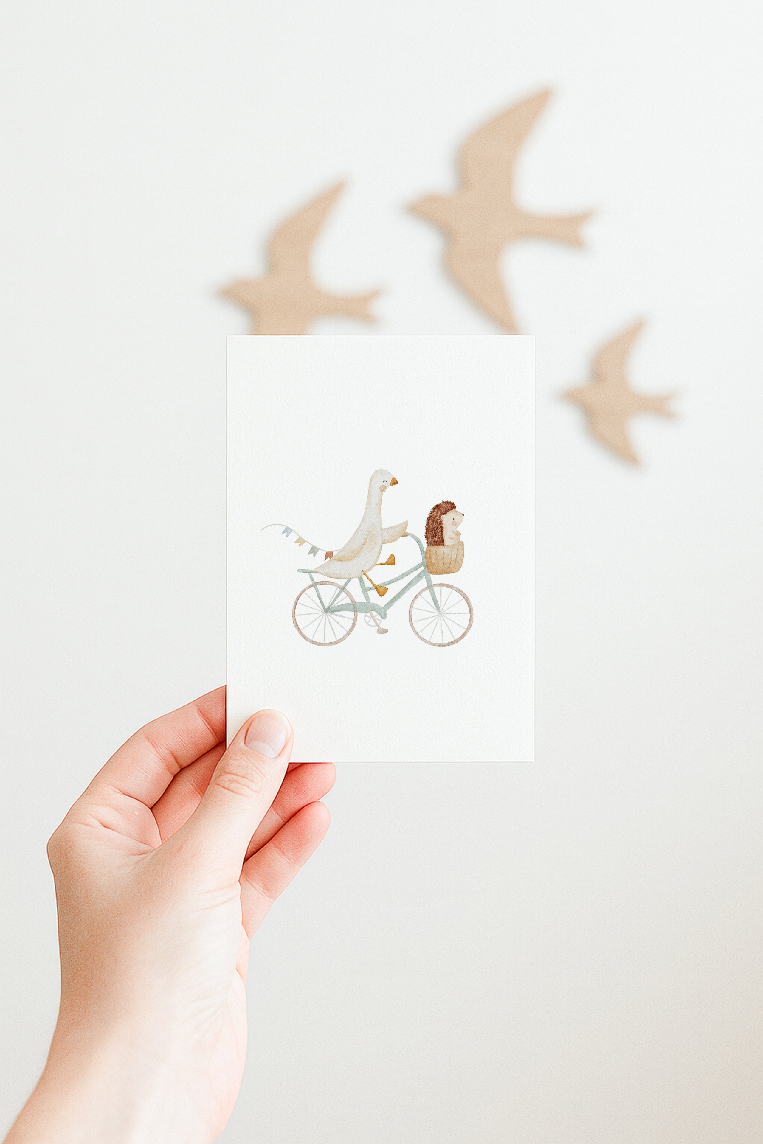 Karte mit Gans &amp; Igel auf Fahrrad