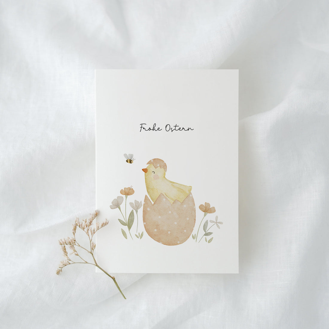 Osterkarte Küken im Osterei