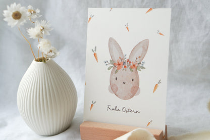 Osterkarte Hase mit Karotten