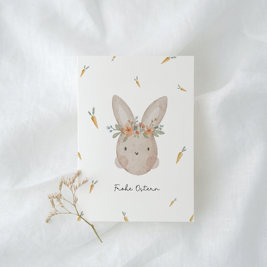 Osterkarte Hase mit Karotten